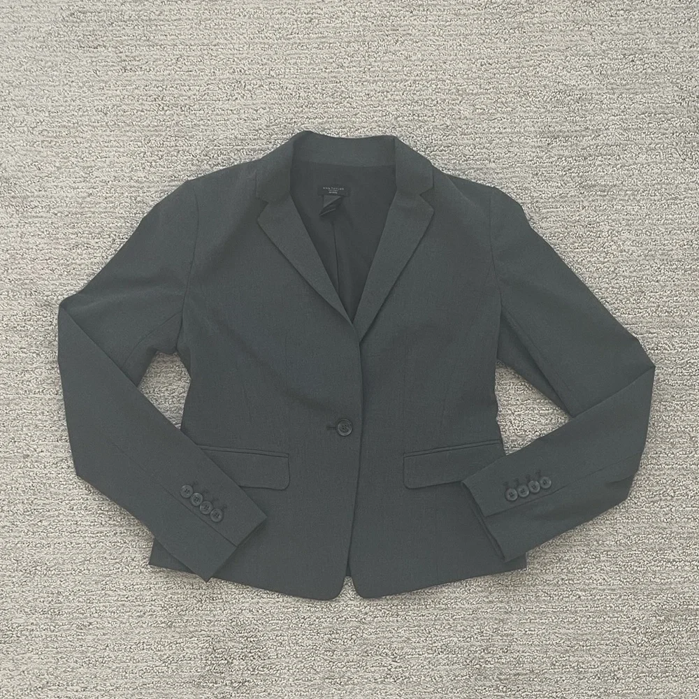 Ann Taylor Women’s Blazer Gray Business Formal Office Corporate Luxury Suit - Picture 2 of 4